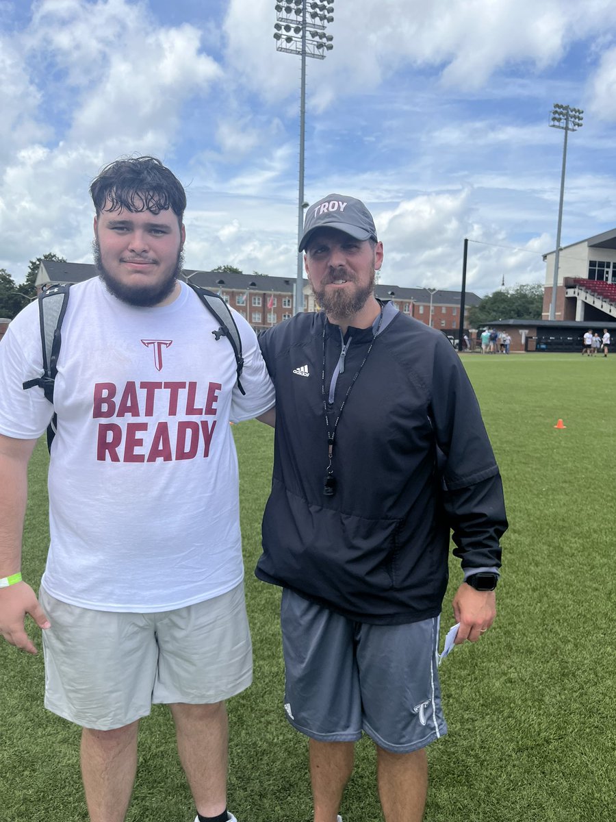 WiseWyatt73's tweet image. Had a great time at @TroyTrojansFB today! I got to work and Learned a lot from @Coach_Carbine and @CoachRhino68
@CoachTCam @CoachDoss25 @GeradParker1 @HallTechSports1 @UnLockYourGame @ALPrepStars @CoachPCovington @CoachD_Myers @CoachHafner @coach_thomas70 @CoachKerryon