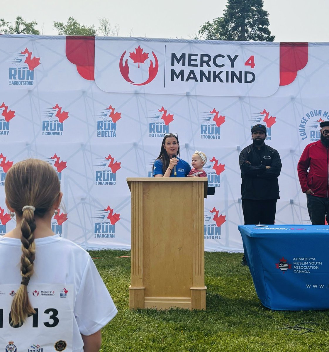 Andrea_Khanjin's tweet photo. The 3rd Annual Run for Innisfil in support @RVHFoundation was a great success and a celebration #BarrieInnisfil spirit.
I am grateful @mercy4mankind_ , a part @ahmadiyya_youth , for uniting our community to build a compassionate future for all.
Learn more: https://t.co/JW2LlTTSBi https://t.co/ukLCy0SH1c