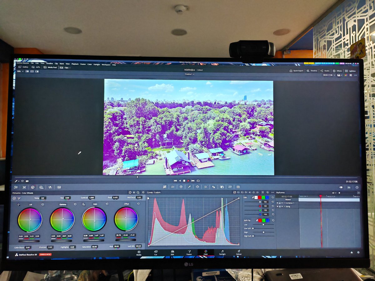 nemanjan00's tweet image. Davinci Resolve is incredible 😃