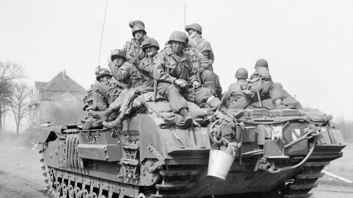 M1A2 GODZILLAX tweet media