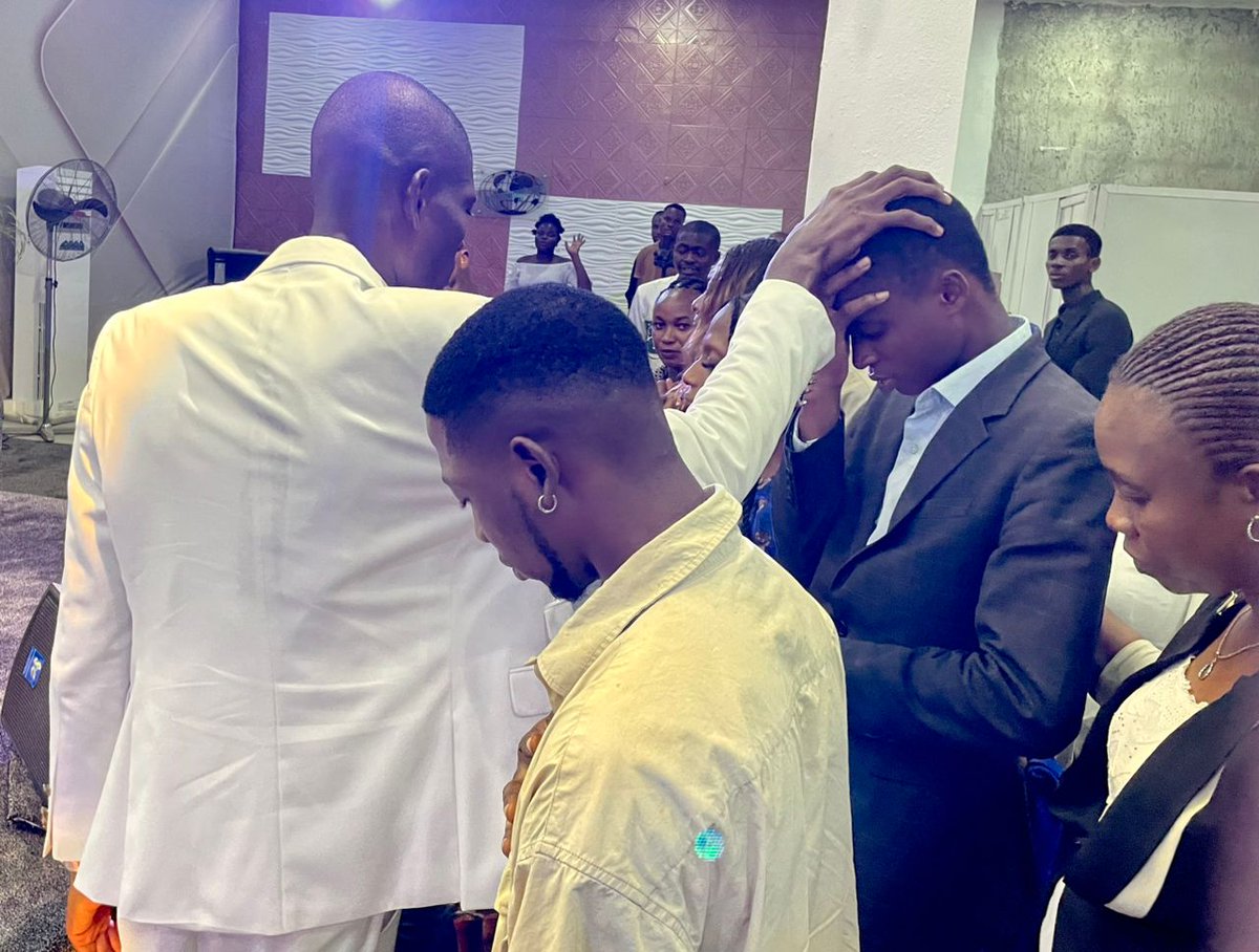 dlem_global's tweet photo. "Fresh wind is blowing. The dry bones are rising."
“So I prophesied as He commanded me, and breath entered them; they came to life and stood up…”
— Ezekiel 37:10
#PropheticFire #RevivalNow https://t.co/lO7Fo42XrG