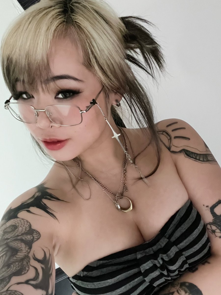 Jolene 🔞 tweet media