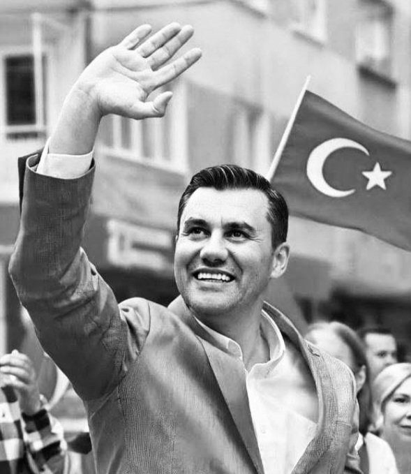 Hep mi iyiler gider ya hep mi gülen gözler kapanır,  ah be başkanım biz seni çok sevdik , napacağız şimdi biz sensiz #FerdiZeyrek