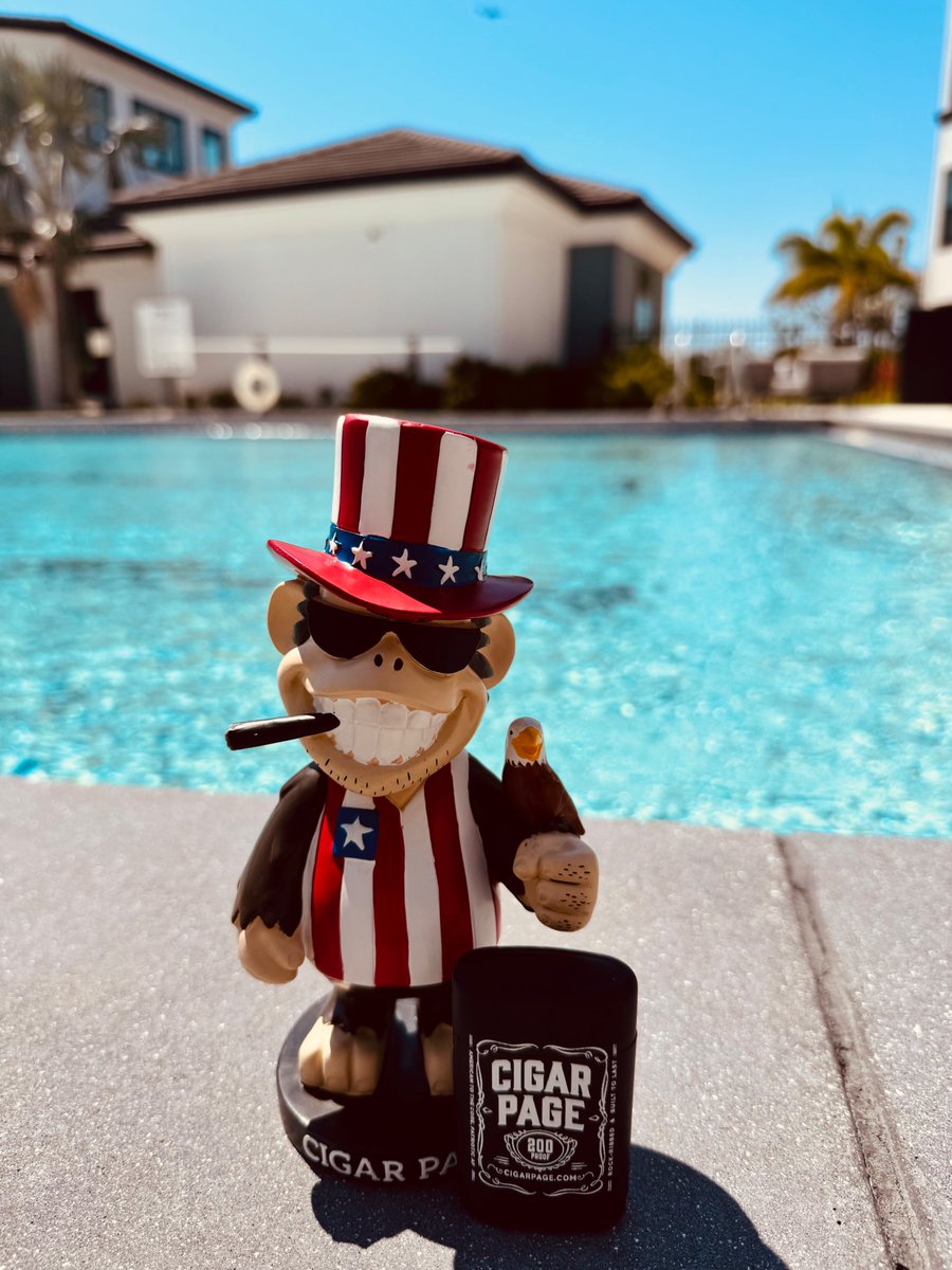 cigarpage's tweet image. POV: You wish you were chillin’ like Chimpo.
cigarpage.com
#ChimpinAintEasy #Chimpo