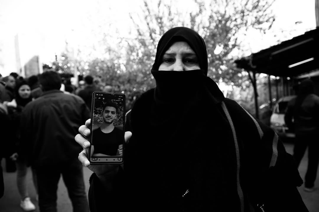 "لا أصلح الله منا مَنْ يصالحكم
حتى يصالح ذئب المعز راعيها"

December 2024