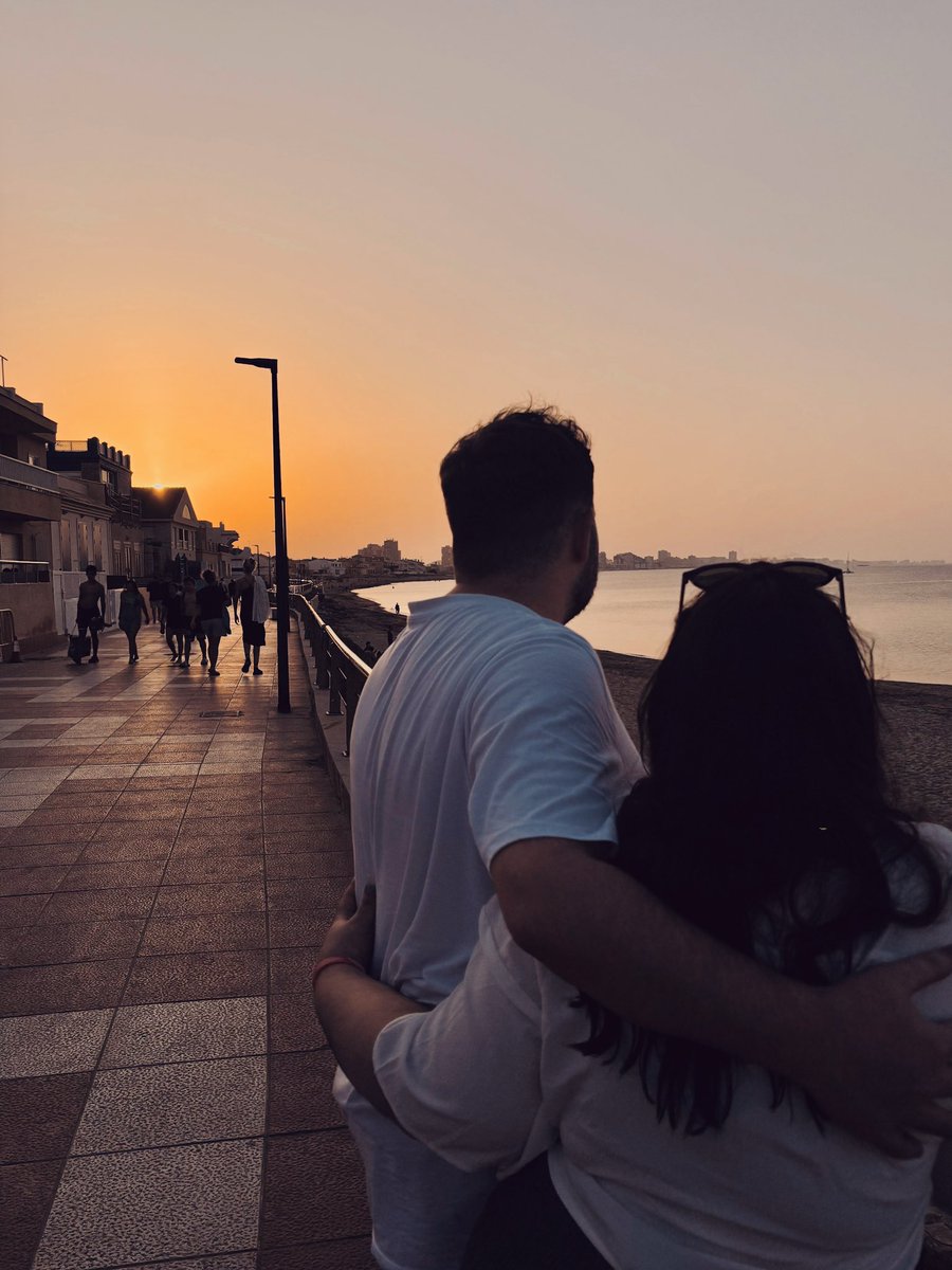 N ú r 🌿 tweet media