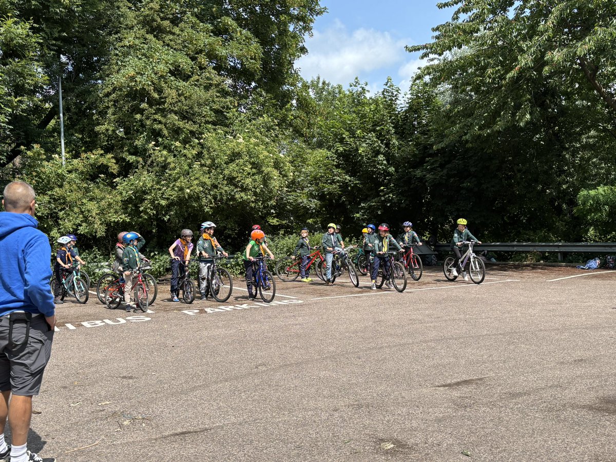 16th Wood Green Scout Group tweet media