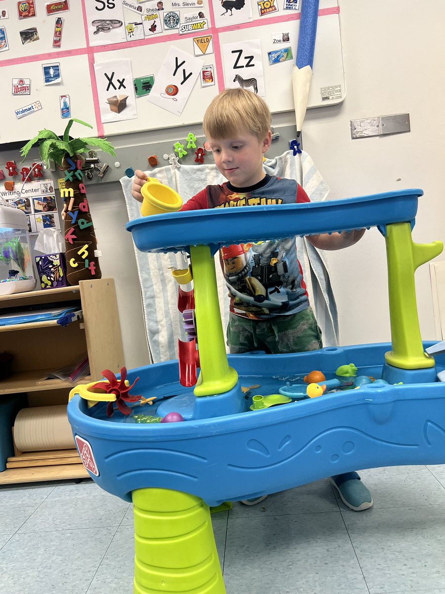 Mrs. Slevin tweet media