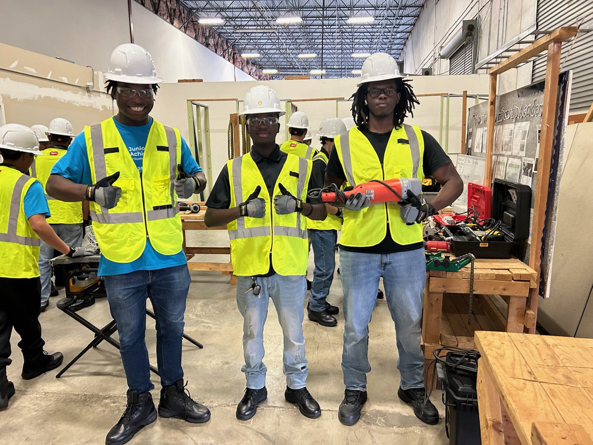 LeeCountyCTE tweet media