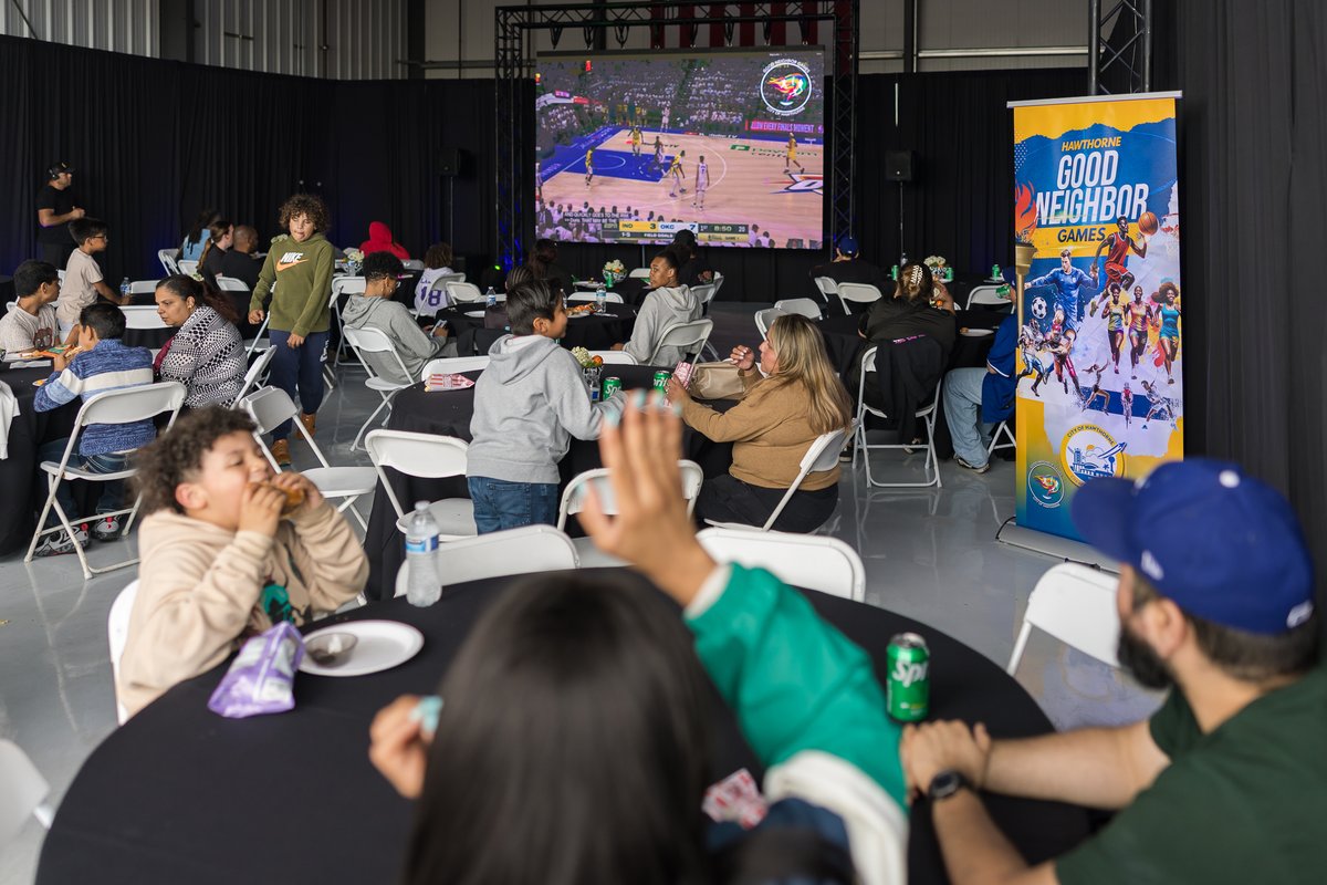 hawthorneCAL's tweet image. Winners of the FIRST EVER Hawthorne Good Neighbor Games were treated by the Hawthorne Police on June 5th to a watch party of this year’s NBA Finals at the Hawthorne Airport, where they played games, eat food, & watch two of the best teams in the NBA compete in the biggest stage!