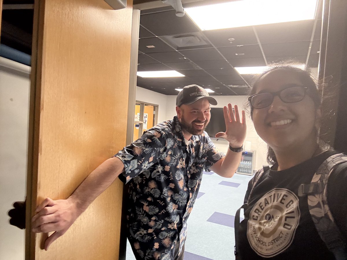 Nurayda Albeez makes some time to share her video journey, passion for public speaking, how she became a dedicated Creative Guild employee, and more! We are going to miss this IA grad so much, but we’re excited to see her change the world!

Listen: open.spotify.com/episode/6GI12O…