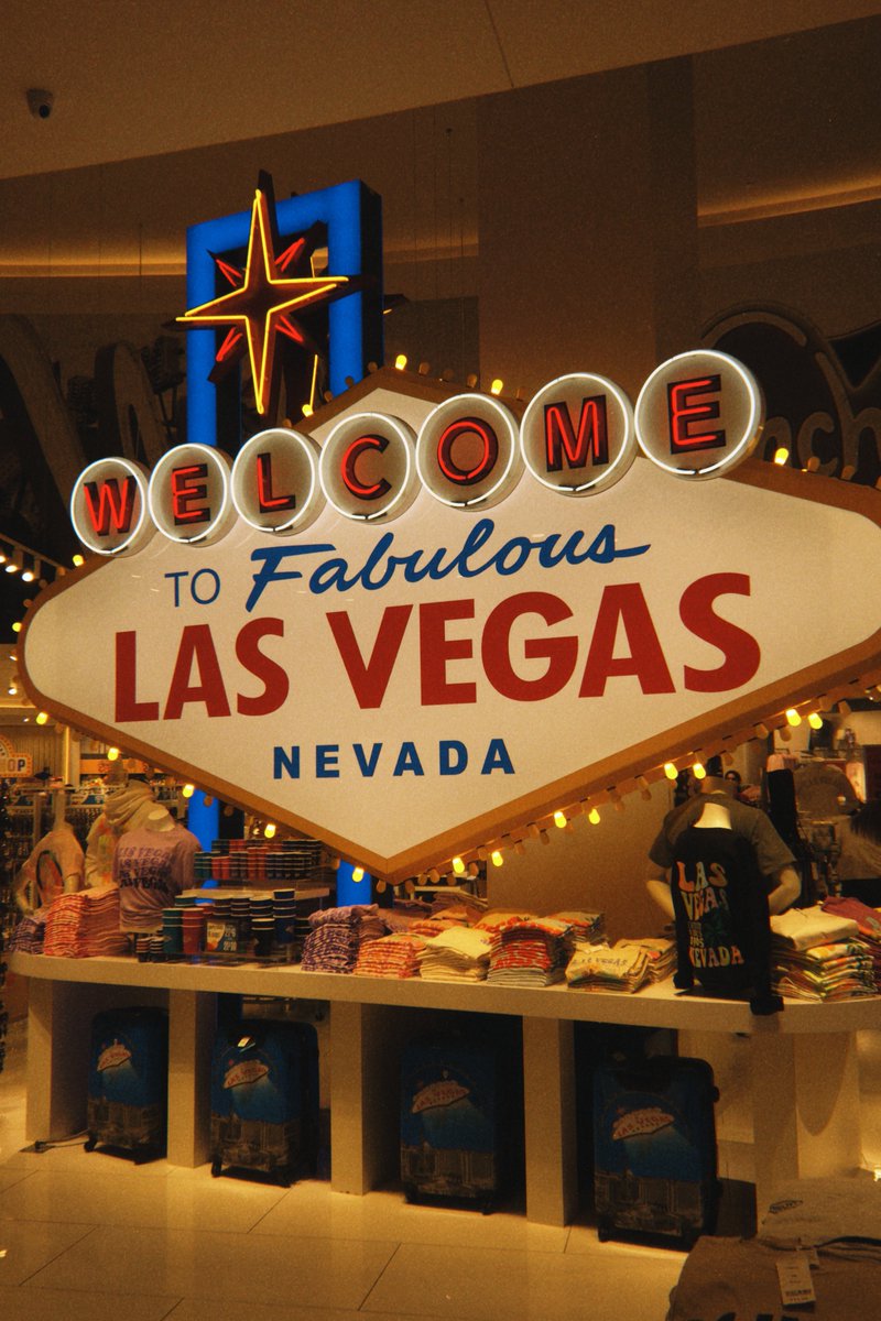 Jewfro's tweet image. 