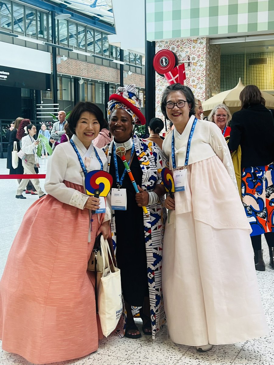 Dorcas Gwata (@zambezi40) on Twitter photo African and Asian cuteness in #Helsinki,
#Finland
So lovely to be here at the #ICN2025
Thank you to theFinland Nurses Association for hosting us.
<a href="/THETlinks/">Global Health Partnerships (formerly THET)</a> <a href="/ICNurses/">ICN</a> <a href="/NursingNow2020/">Nursing Now Challenge</a> African and Asian cuteness in #Helsinki,
#Finland
So lovely to be here at the #ICN2025
Thank you to theFinland Nurses Association for hosting us.
<a href="/THETlinks/">Global Health Partnerships (formerly THET)</a> <a href="/ICNurses/">ICN</a> <a href="/NursingNow2020/">Nursing Now Challenge</a>