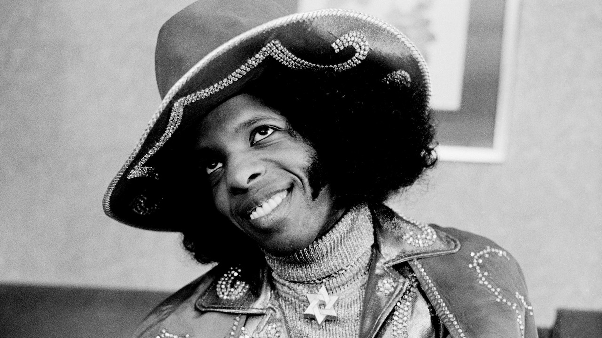 BREAKING: Sly Stone, the virtuosic performer and pioneering bandleader of Sly and the Family Stone, has died at the age of 82 → cons.lv/F5XlYG