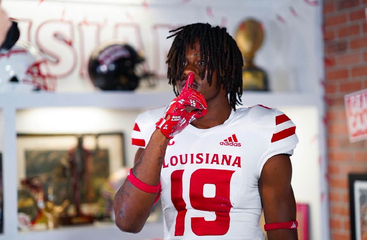 MicahNickerson3's tweet image. First Official visit @ the University of Louisiana 🤟🏽