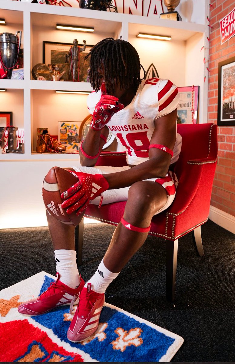 MicahNickerson3's tweet image. First Official visit @ the University of Louisiana 🤟🏽