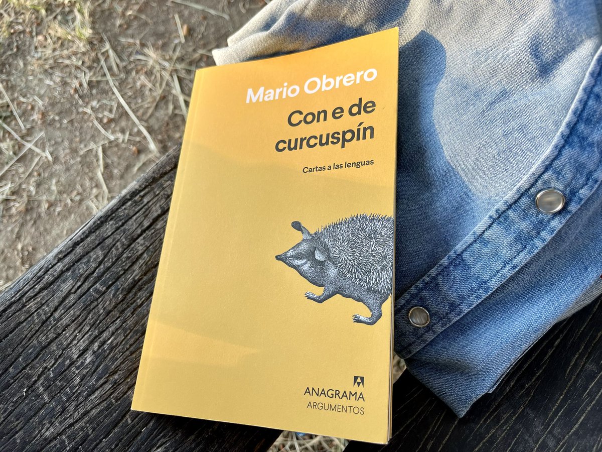 Con excelentes referencias poéticas y etimológicas, Mario Obrero (<a href="/AnagramaEditor/">Editorial Anagrama</a>) muestra la belleza de las lenguas, hace apreciar su diversidad, demuestra su capacidad de resistencia y anima a aprender algo de català, euskara, galego, asturianu, aragonés, extremeñu y aranés.