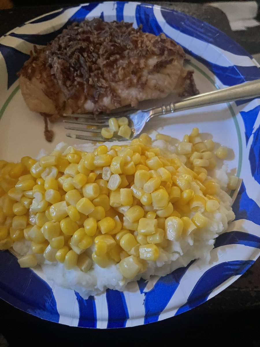 GoatGirl Buf (@goatgirl1976) on Twitter photo Dinner is served-
Crispy onion chicken, Mashed taters, corn & gravy... y'all know what plates mine 😂🤣... <a href="/featherman_bill/">Shaggg2016</a> Dinner is served-
Crispy onion chicken, Mashed taters, corn & gravy... y'all know what plates mine 😂🤣... <a href="/featherman_bill/">Shaggg2016</a>
