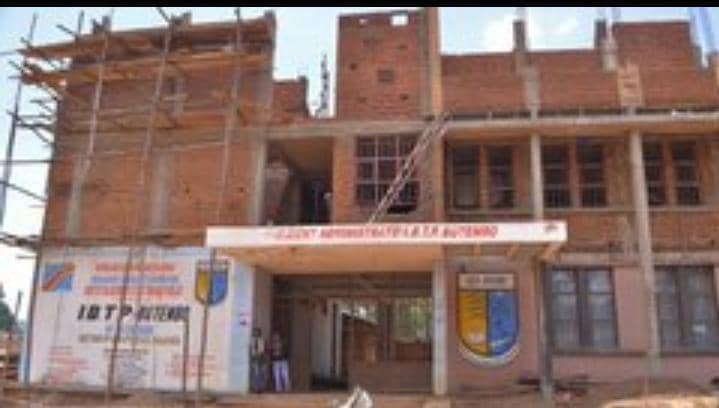 IBTP Butembo,un nouveau air se fait sentir à l'arrivée du professeur Riziki lufungula Agnès. L'institution devient de plus à plus humanisante.Les voisins de l'institution témoignent d'1 discipline qui voit le jour.Un bon climat de travail a vu le jour.Que vive l'IBTP Butembo.