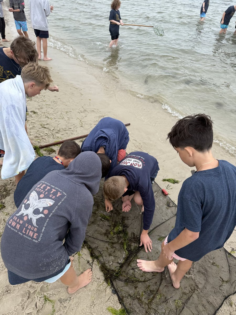 6th grade field trip! ⁦<a href="/TheJettyLife/">Jetty</a>⁩ ⁦<a href="/Stafford_INT/">Hope Zaun</a>⁩