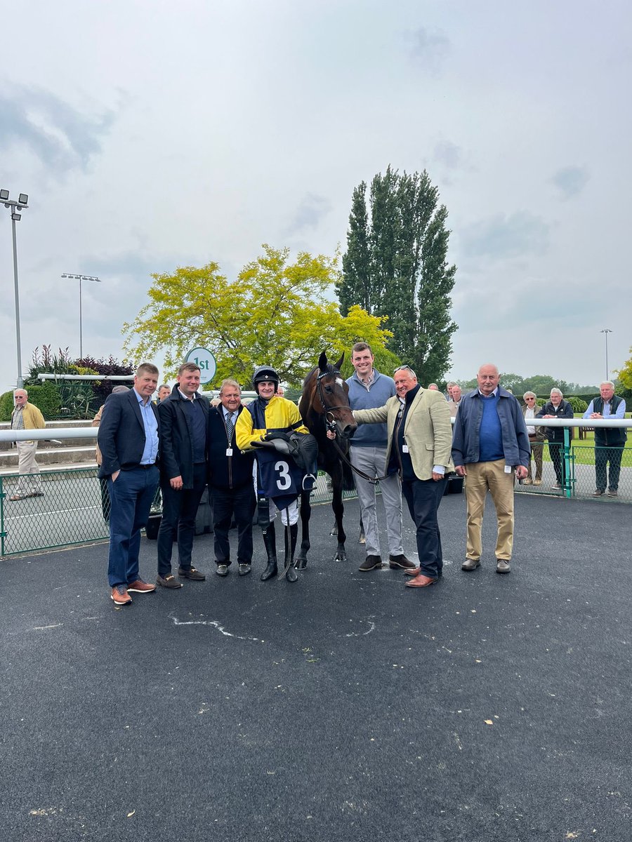 Freddy Tylicki (@freddytylicki) on Twitter photo CARLTON absolutely skates in on his handicap hurdle debut and makes it a 6️⃣th win since joining <a href="/JPOwenRacing/">James Owen Racing</a>
He's an absolute trooper of a horse and is giving his owners the Think Big Partnership another big party.
Congratulations to all involved 🏆🍀🏇
#TylickiBloodstock CARLTON absolutely skates in on his handicap hurdle debut and makes it a 6️⃣th win since joining <a href="/JPOwenRacing/">James Owen Racing</a>
He's an absolute trooper of a horse and is giving his owners the Think Big Partnership another big party.
Congratulations to all involved 🏆🍀🏇
#TylickiBloodstock