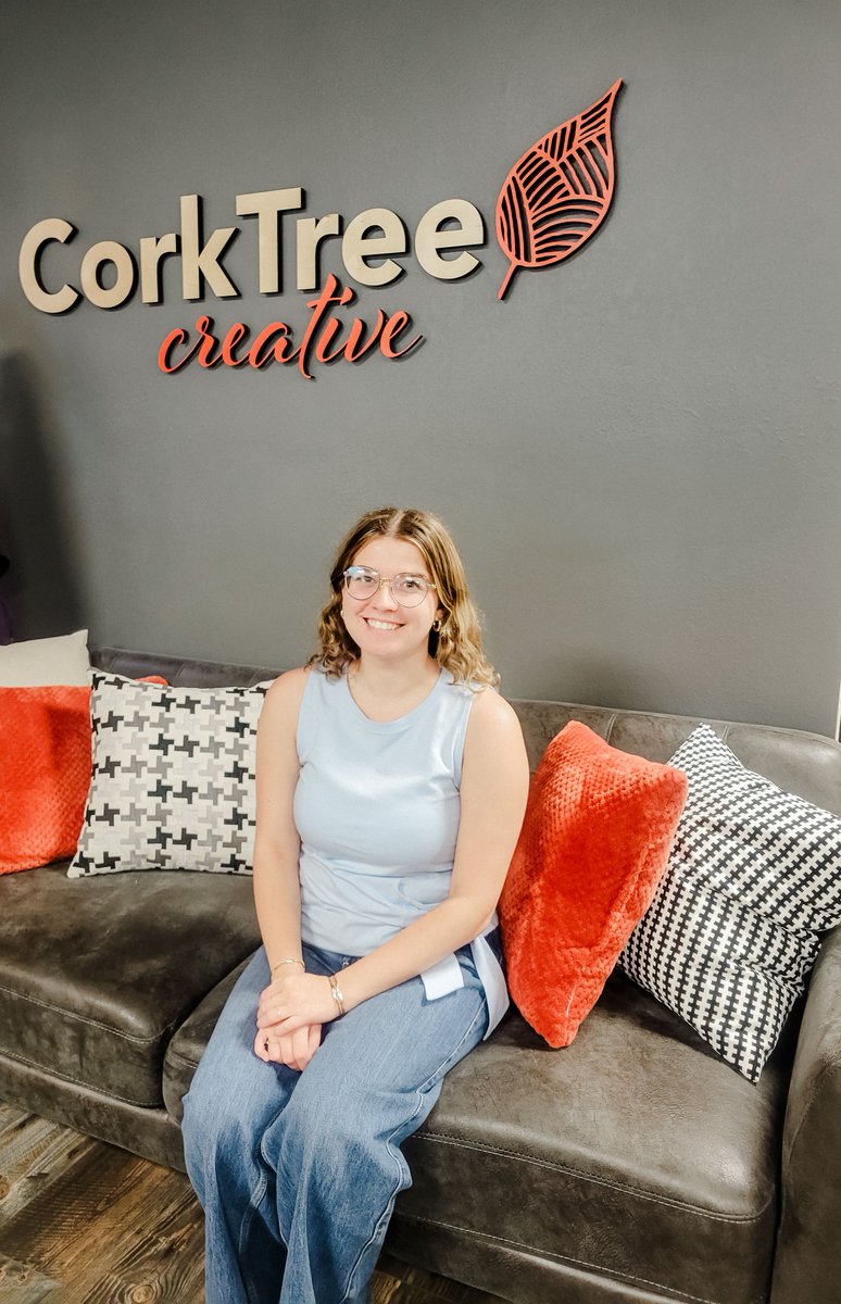 CorkTreeCreativ's tweet image. Each intern who joins our team brings a unique perspective and energy to the office. Last week, we wrapped up our spring internship and said goodbye to our intern, Brandi. Now, we&apos;re gearing up to have a total of four interns for the summer, and we couldn&apos;t be more excited!  🧡