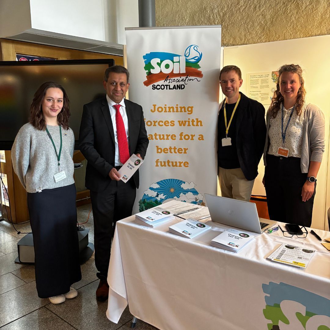 Great to speak with <a href="/SoilAssocScot/">Soil Association Scotland</a> at Parliament about the growing gap between demand and supply of organic food. Scotland has the potential to lead in sustainable farming, we must back our farmers and grow local, healthy food. 🌱 #OrganicScotland #ScotsParl #Scotland