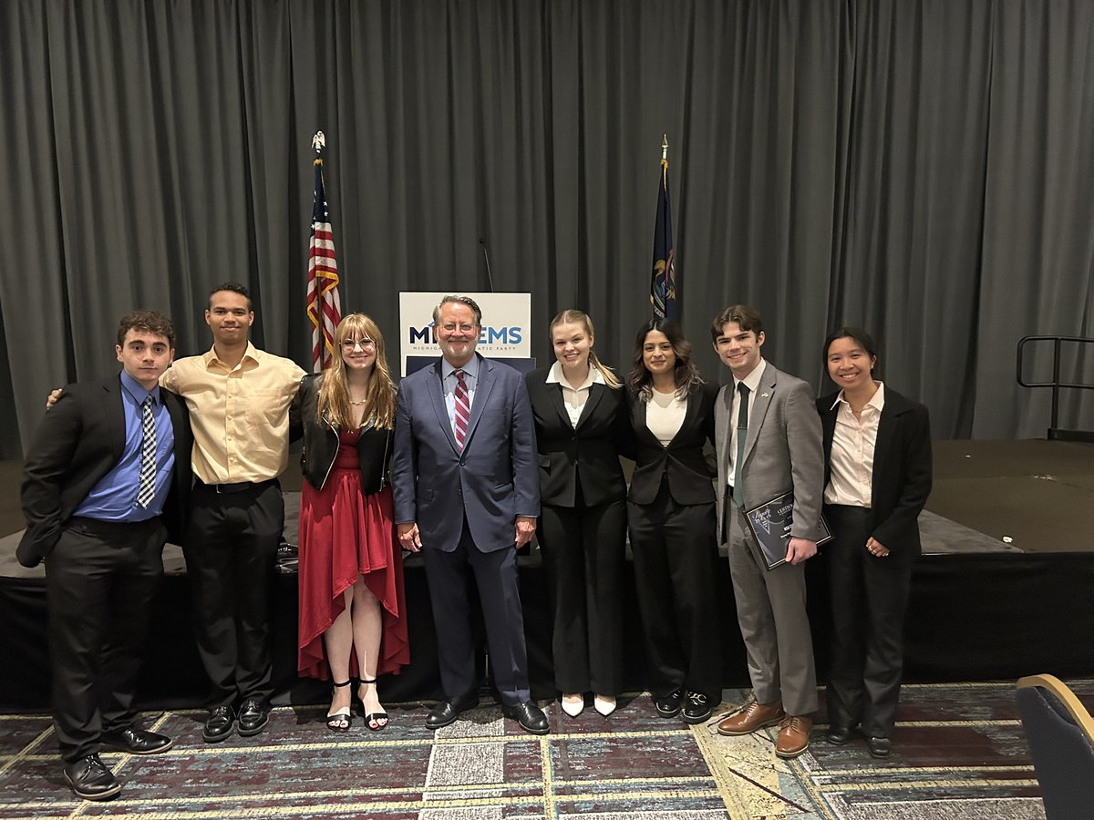 Michigan College Democrats tweet media