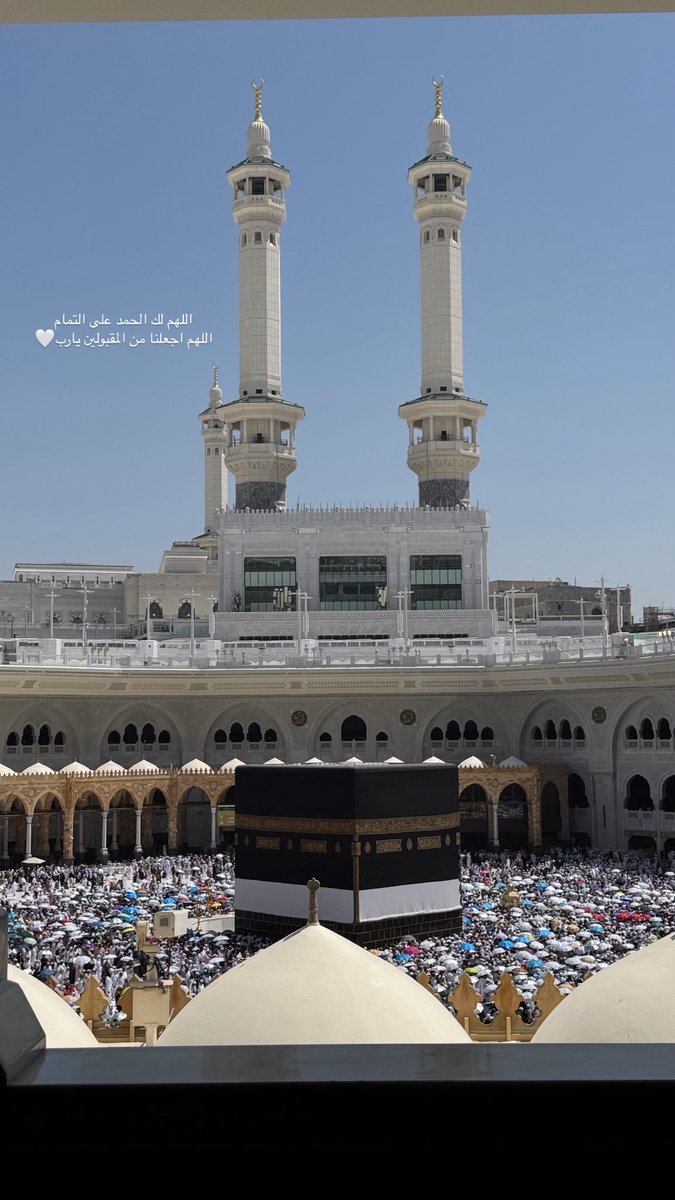 Aq__00's tweet photo. الحمدُلله مداد سماءٍ علَت وأرضٍ رسَت حمدًا كثيرًا🤍 https://t.co/j7X7sMIQYx