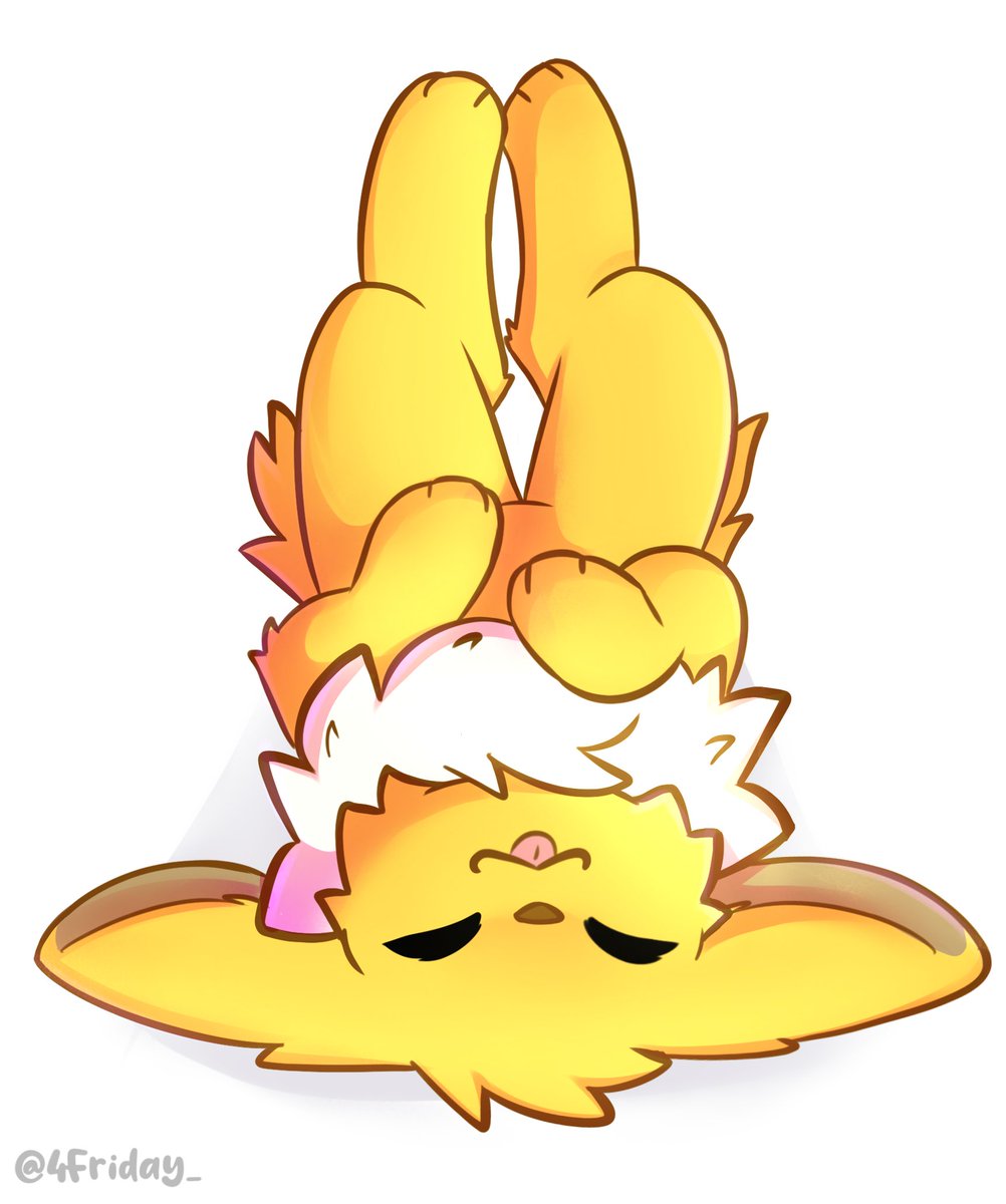 4Friday_'s tweet image. Heyyy they&apos;re upside down
