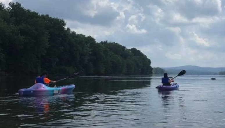 Summer adventure awaits! Paddle 6.5 miles on the stunning Susquehanna River with Appalachian Kayak Adventure! Guided fun, scenic views &amp; all gear included. Don’t miss this splashy experience! 🌿 …unty-parks--recreation.ticketleap.com/appalachain-ka…