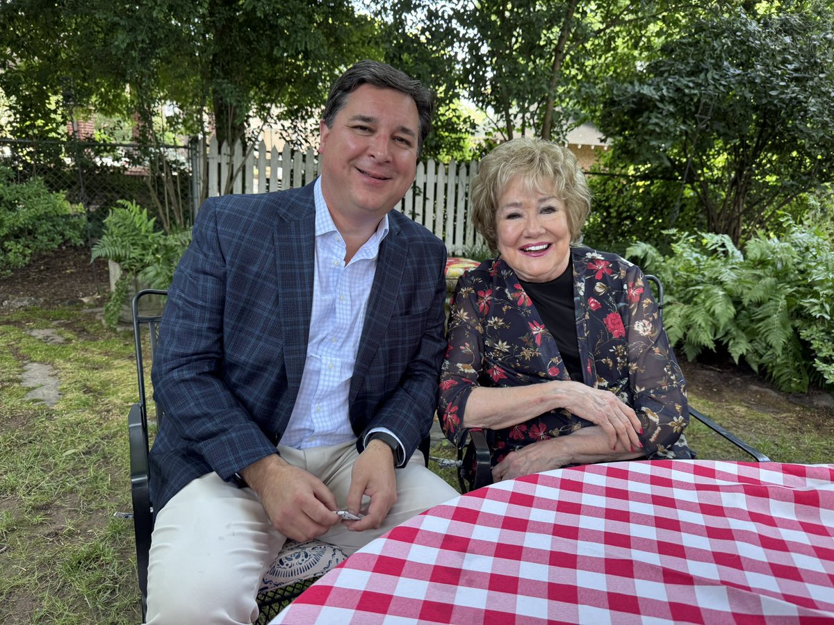 I’ve been lucky to work for wonderful mentors throughout my career, including one of my all-time favorites, Senator Elizabeth Dole. It was a pleasure catching up with her at the Dole Senate staff reunion this past weekend. I am so grateful the state recognized and honored her