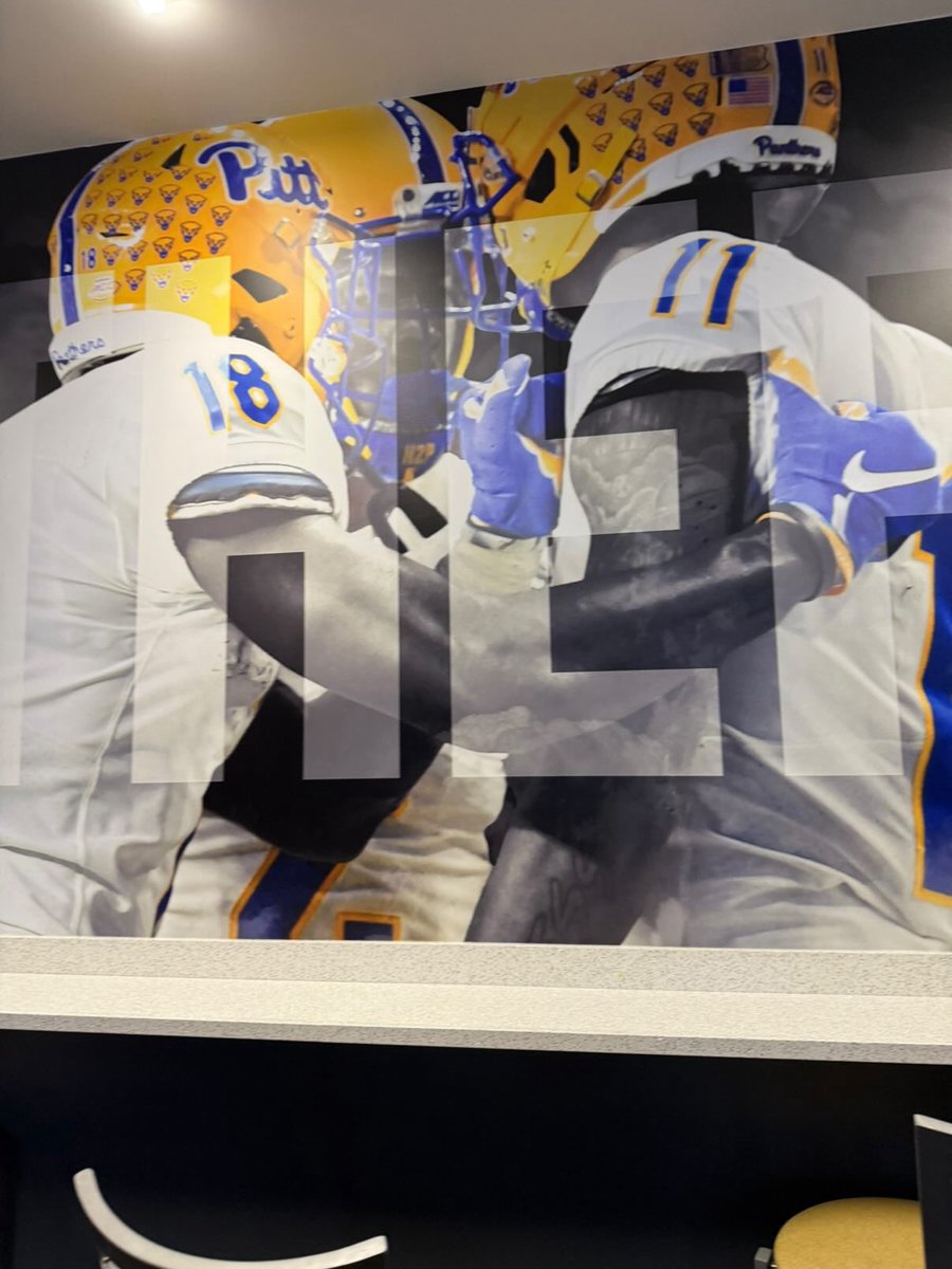 0trllll's tweet photo. I had a great time visiting at the University of Pittsburgh!! @Pitt_FB @CoachDuzzPittFB @setharnold_ @ARCHIECOLLINS_ https://t.co/JNTFb43CuK