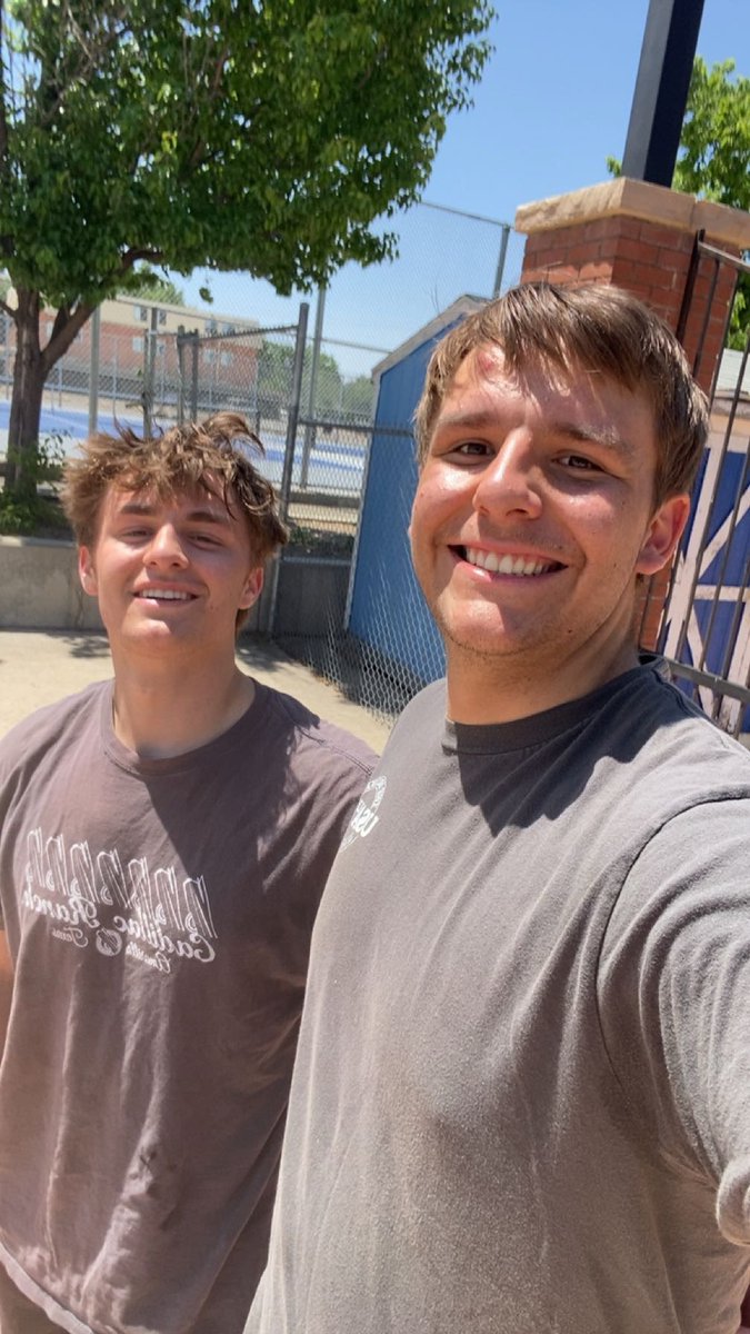 SSTREICHER22's tweet image. I got the chance to work with the best receivers in the state this weekend appreciate everyone of you for meeting up with me before the all state game @Archiejahn25 @SpragueReid @BobbyJacksonWR3