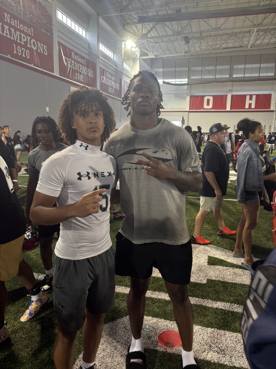 I had a great experience today at the university of Ohio state! Thank you for having me <a href="/OhioStateFB/">Ohio State Football</a> <a href="/brianhartline/">Brian Hartline</a> <a href="/ZackWindsor1/">Zack Windsor</a> 

#GoBuckeyes