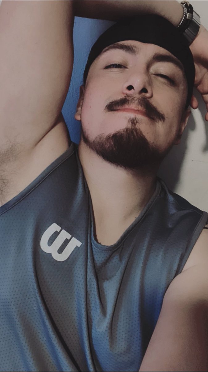 Leo Islas tweet media