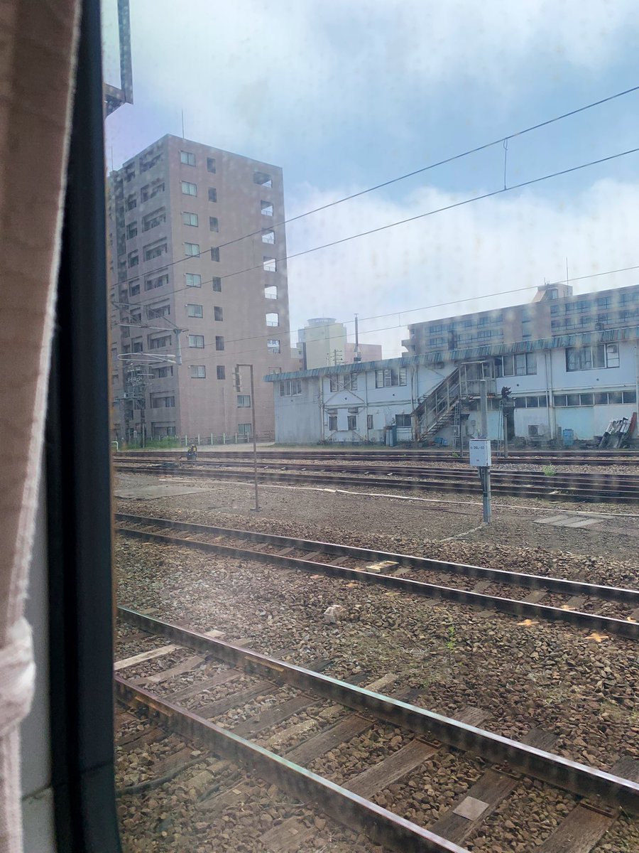 akimasso's tweet photo. エスコン行ってきまぁぁぁぁぁぁぁぁぁぁぁぁっす!!!!!!!!!!
福也さんがどうやってもカワウソさんにしか見えない🦦𐤔𐤔
#lovefighters
#loveswallows https://t.co/JK94IYGEiH