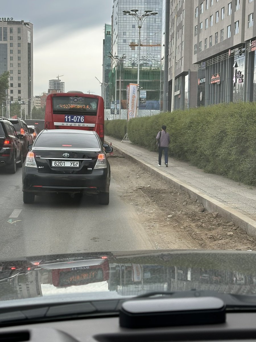 Нямбаатар чадахгүй байнаа, явах хэрэгтэй