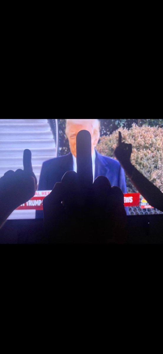 Live and let live tweet media