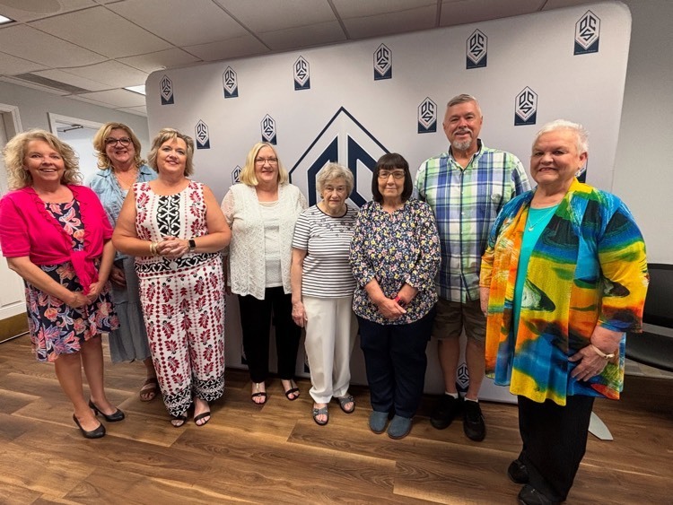 Nearly 400 Years of Service Retires from OCS  boe.ohio.k12.wv.us/o/ocs/article/…