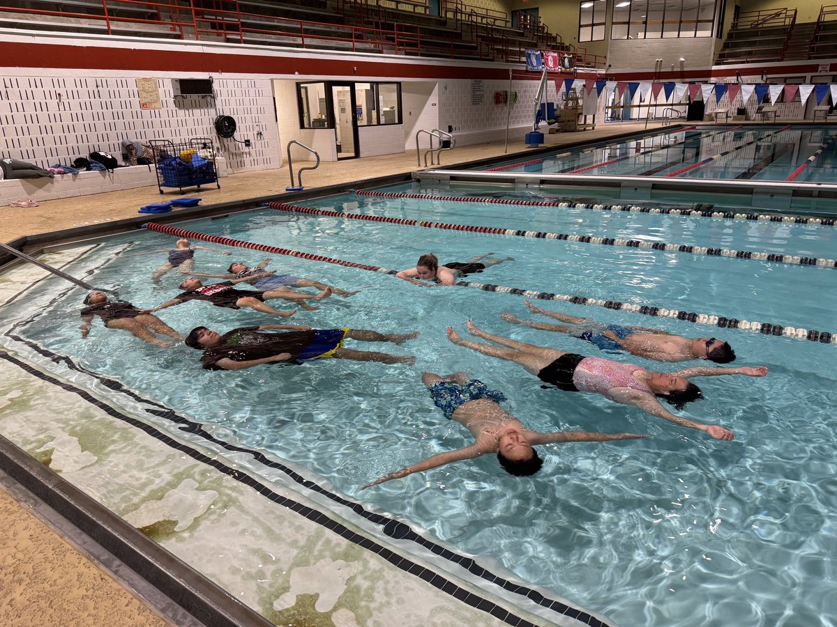 💦 Summer Fest is making a splash! Our <a href="/AliefISD/">Alief ISD</a> students are diving into fun with Miss Griffin’s swimming class—learning essential swim techniques and practicing water safety. #AliefSummerFest #WaterSafety #YoungSwimmers
