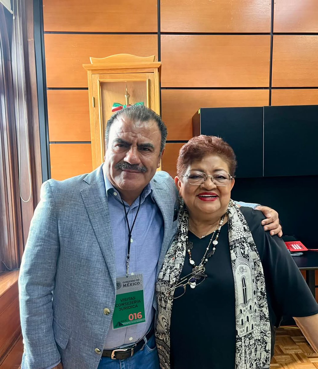 ArmandoContCast's tweet photo. Fue un gusto reunirme con @ErnestinaGodoy_, Consejera Jurídica del Gobierno Federal.

Coincidimos en la importancia de trabajar en conjunto para ampliar las oportunidades educativas para quienes más lo necesitan. https://t.co/AWqjVA8TbB