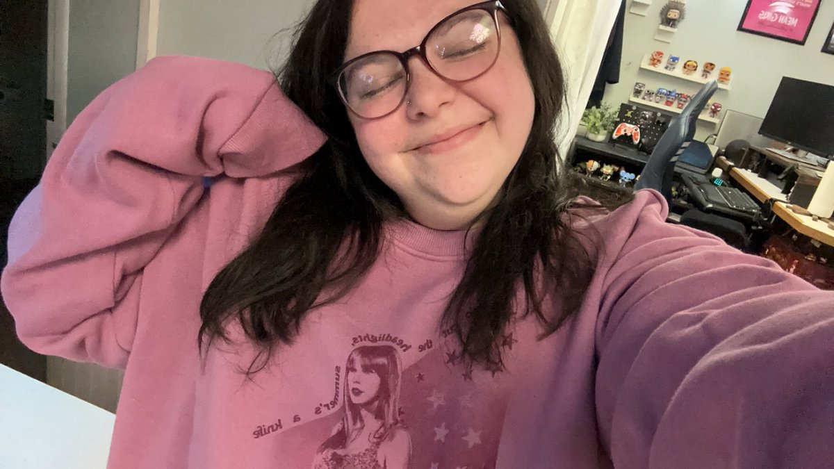 dani_readyforit's tweet image. hiiiii! i’m dani ☺️
-31, she/her
-passionate, funny (i try), annoying, dreamer ✨
-i love taylor swift, broadway, tattoos, reading, podcasts, football, soup season, dogs, a comfy blanket, and mashed potatoes 💕
-songs: cruel summer, bdilh, tlgad, hits different, long live, ready…