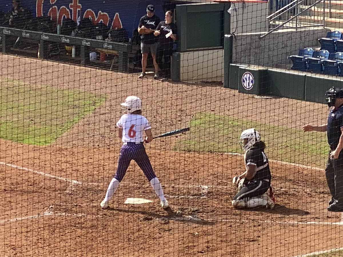 Super proud of these girls and their fight winning SMTM! Had so much fun coaching and giving back this weekend!!