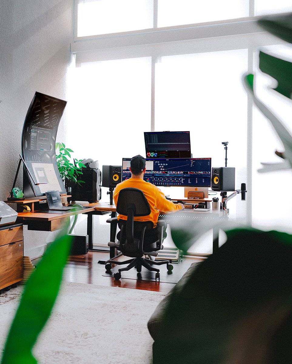 Your chair might be the problem.
Back pain. Slouching. Neck strain. Poor posture.
If your body feels worse at the end of the day than the beginning, it’s not just how you sit—it’s what you’re sitting in.
Time to upgrade. Sit better. Feel better. Be better.
Learn more at the link