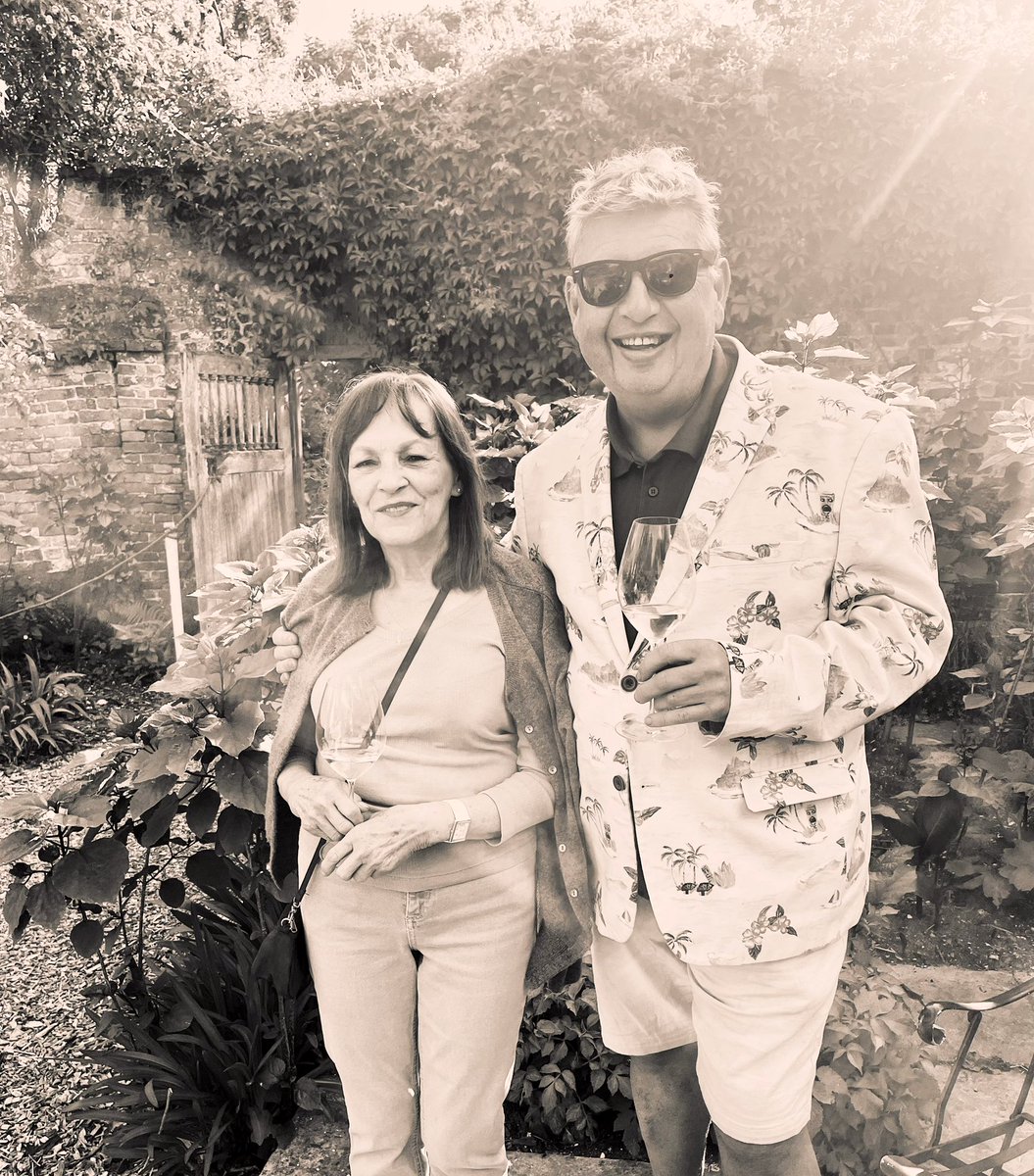 Roger Jones tweet media