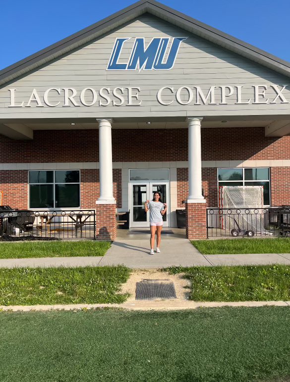 We have an exciting commitment announcement! Congratulations to our 2025 senior attacker Ruby Copeland on committing to play NCAA D2 lacrosse at Lincoln Memorial University next year! Way to go, Ruby!!