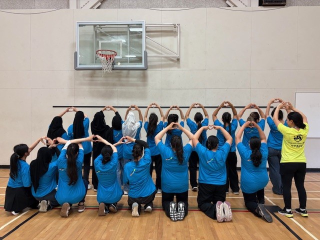 Our 6-week Connect Through s Volleyball program ended with fun &amp; certificates! Girls shared how it helped their skills, confidence &amp; friendships:
“Best chance to improve &amp; connect!”
“It boosted my confidence &amp; energy.”  #ConnectThroughSports #sd36learn #SurreyBC #welcomecentre