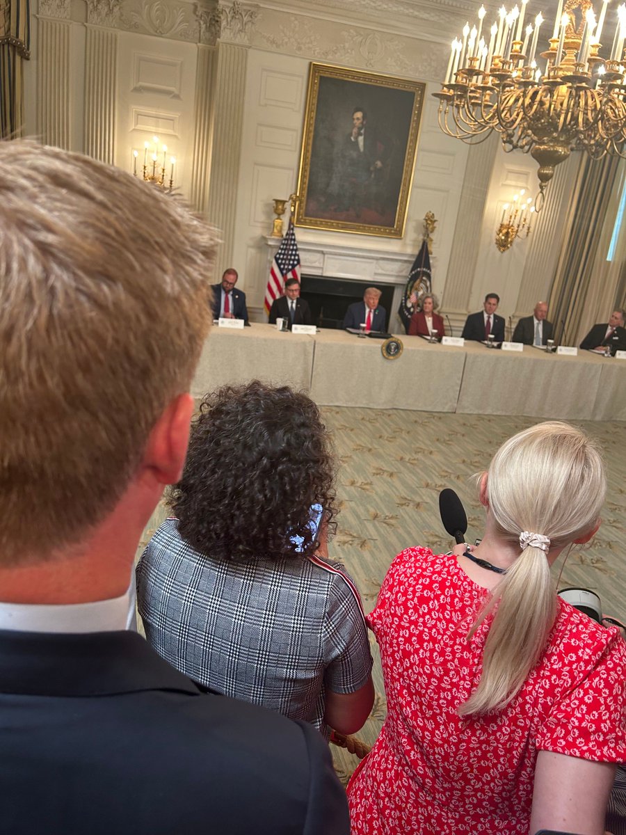 Courtney Bublé tweet media