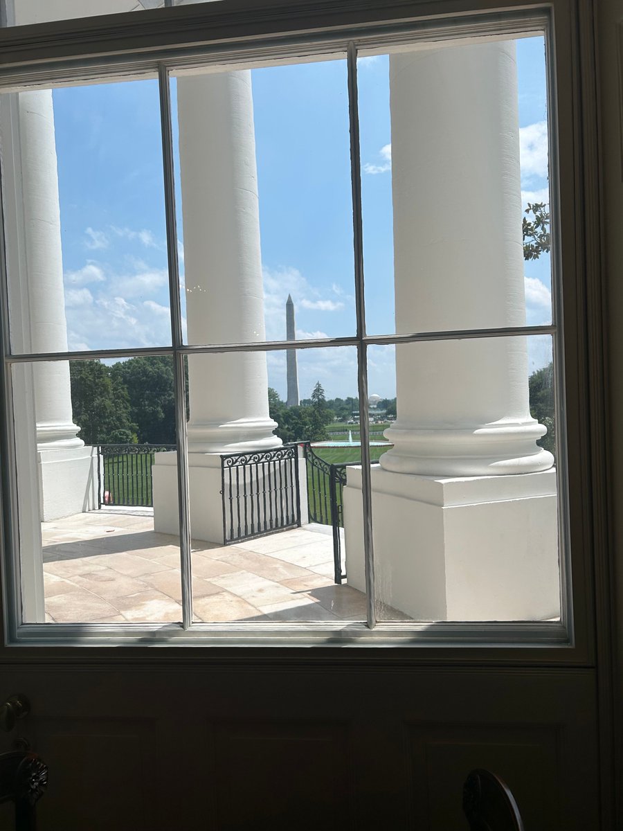 Courtney Bublé tweet media